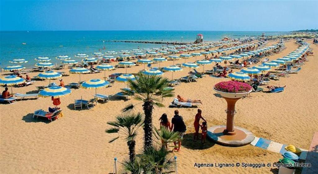 Lignano Riviera Villa Economica 리그나노 사비아도로 외부 사진
